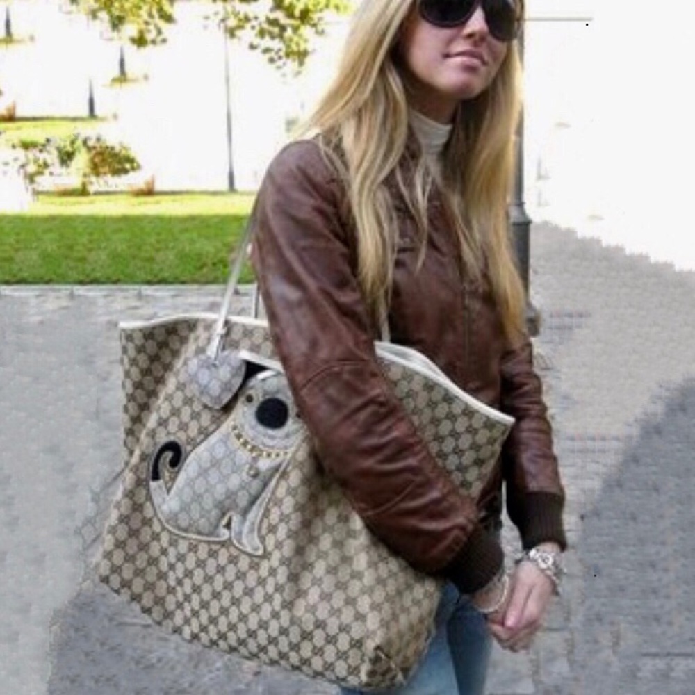 🆕 Gucci Large Oliver Pug Tote, Limited Edition😍